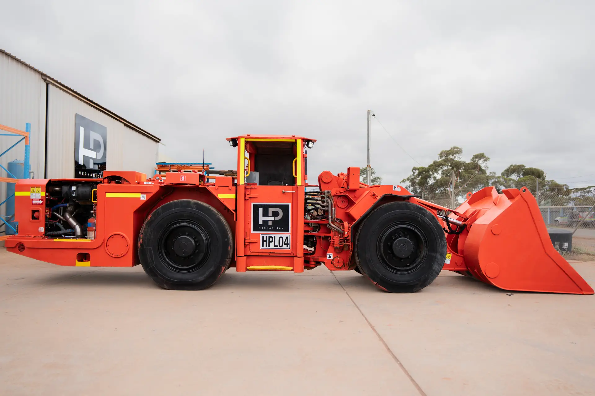 2014 Sandvik LH204 – HPL05